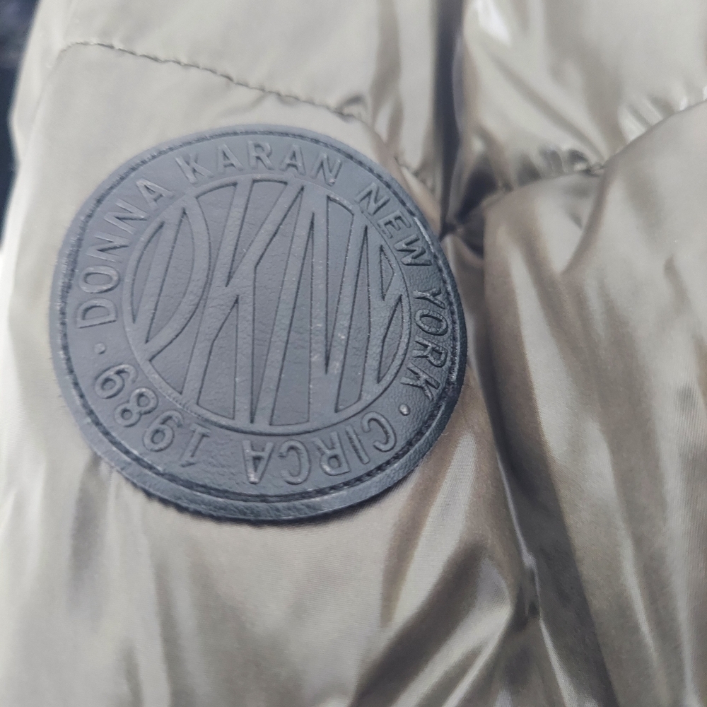 DKNY Hooded Puffer - Picture 6 of 11